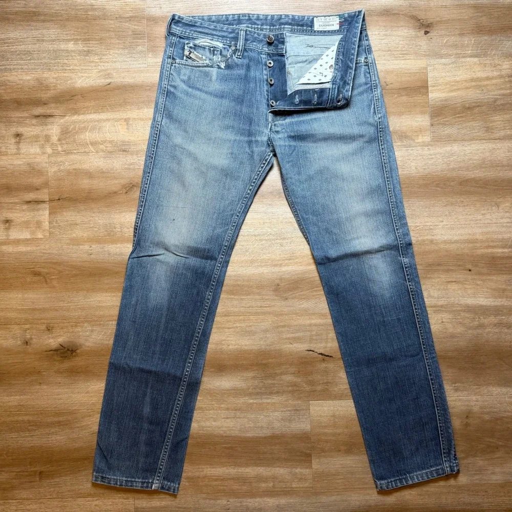 Diesel Dughan Jeans Men 30x32 Blue Slim Tapered Distressed Made in Italy‎ 0088Z